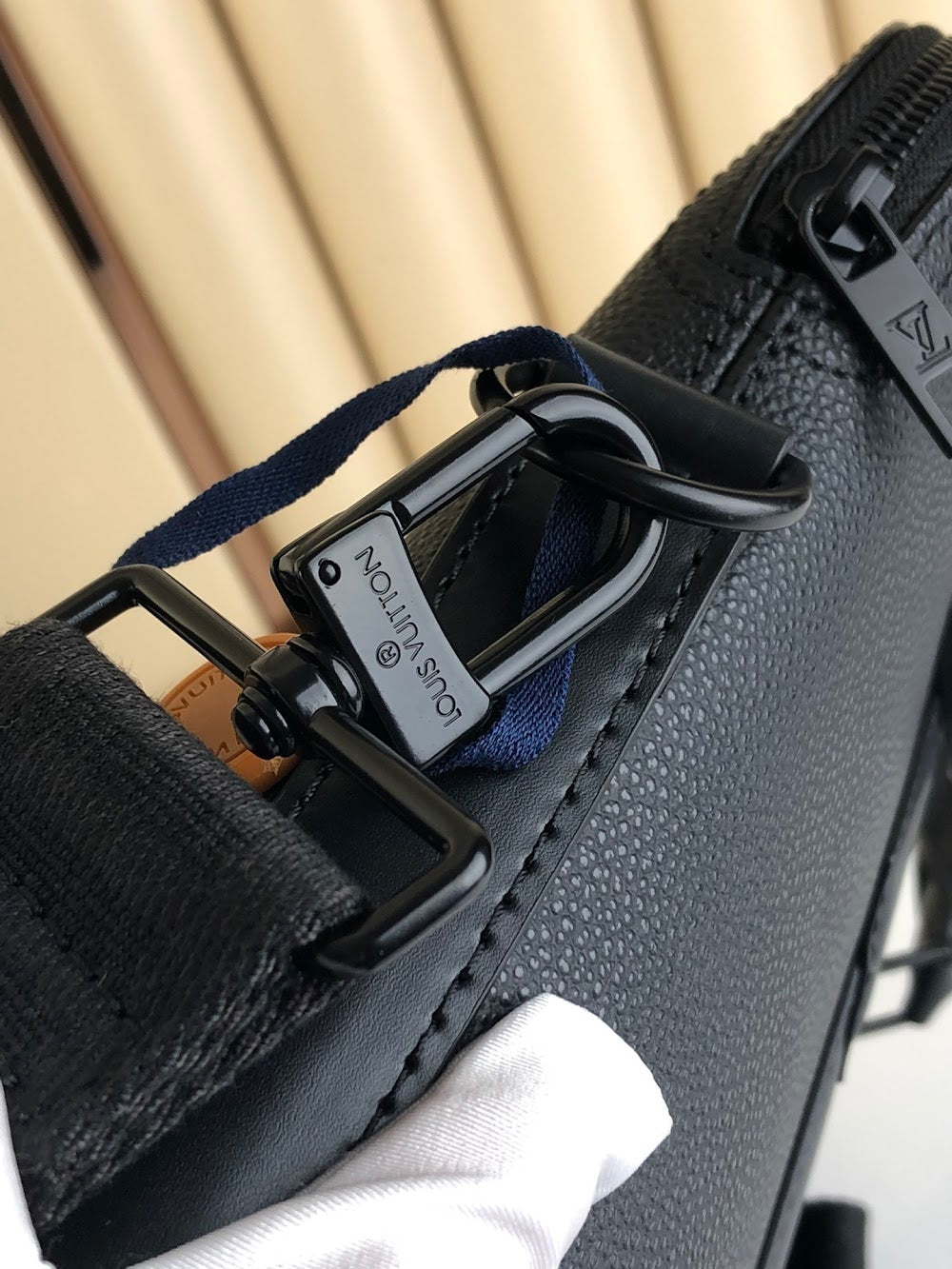 Dragons Bags ln Luxury Bag --67091