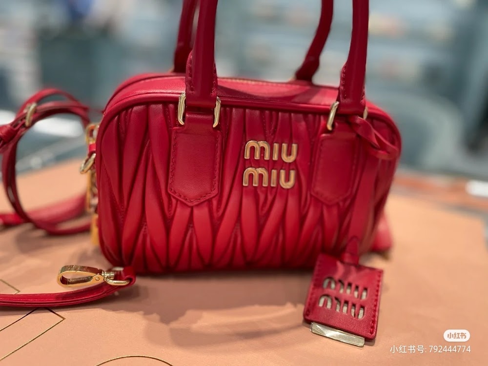 Dragons Bags Miun Miun Luxury Bag --122698