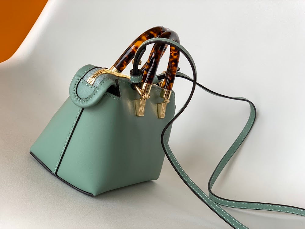 new-designer-premium-bags-nm15037