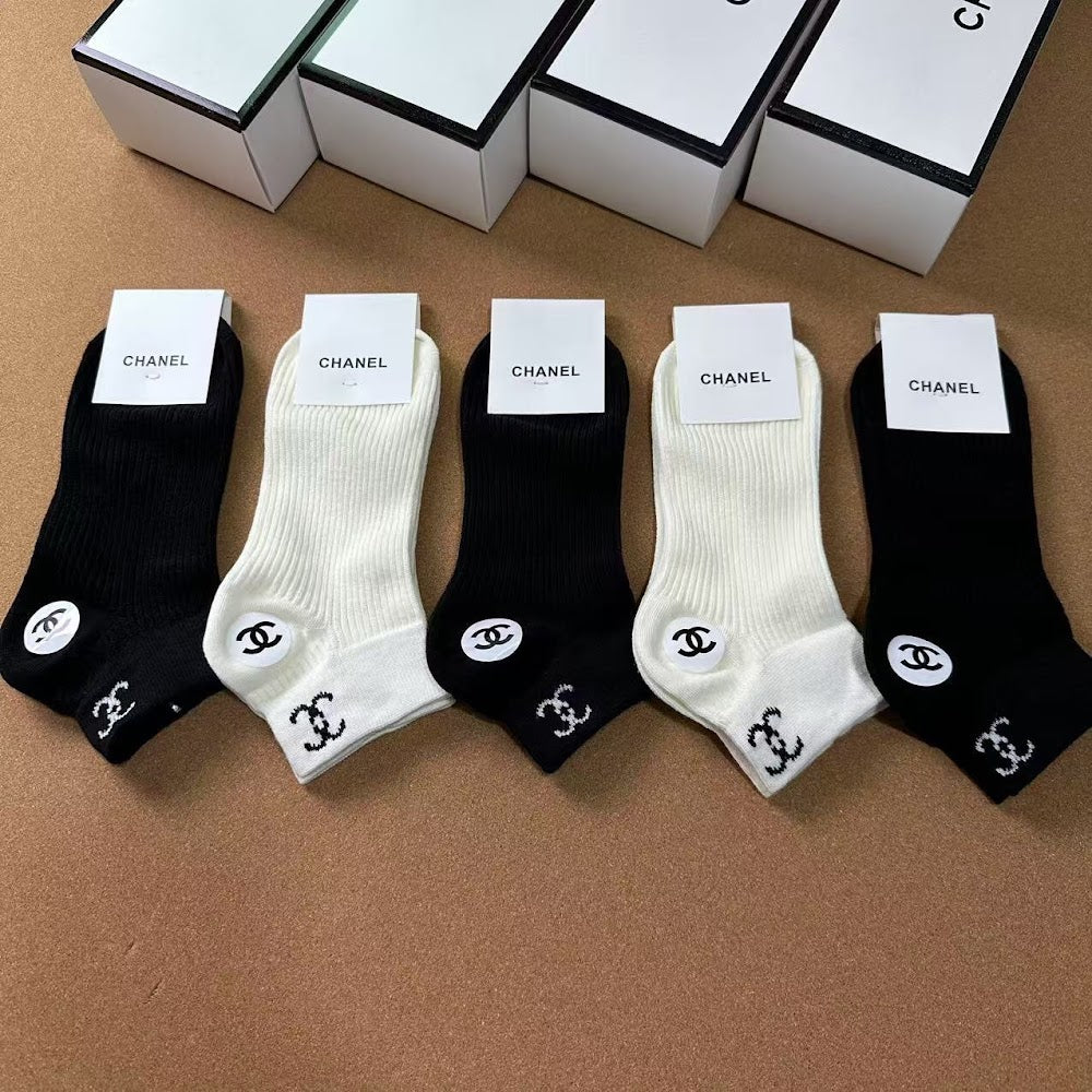 Dragons Bags Premium Luxury Socks --98317