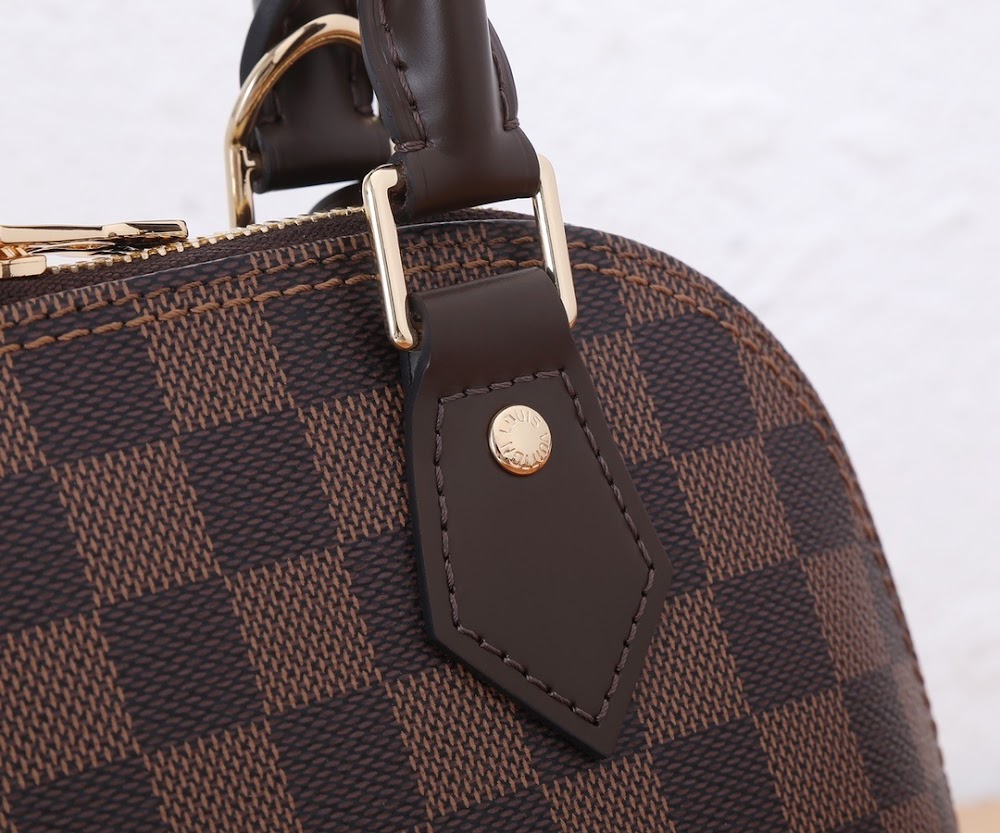 Dragons Bags ln Luxury Bag --97246