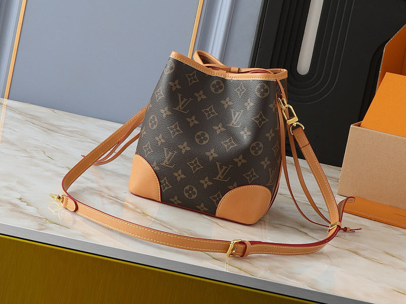 Dragons Bags ln Luxury Bag --81548