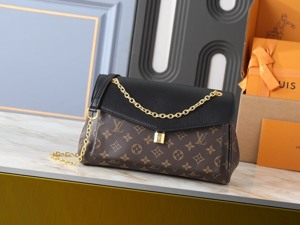 Dragons Bags ln Luxury Bag --77674