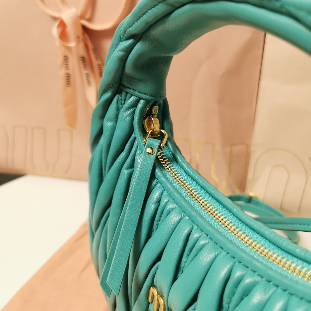 Dragons Bags Miun Miun Luxury Bag --122947