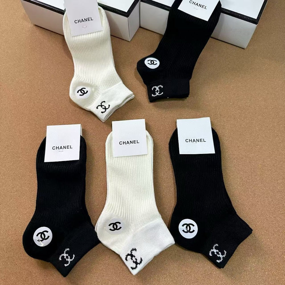 Dragons Bags Premium Luxury Socks --98677