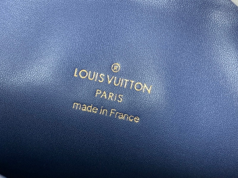 Dragons Bags ln Luxury Bag --61747