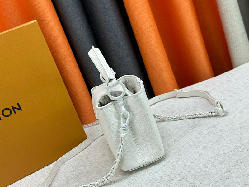 Dragons Bags ln Luxury Bag --81585
