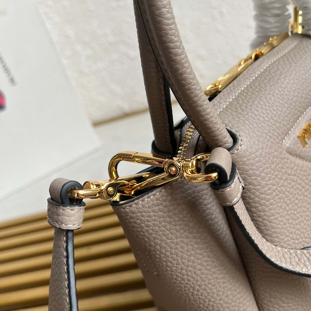 Dragons Bags Pradn Luxury Bag --101725