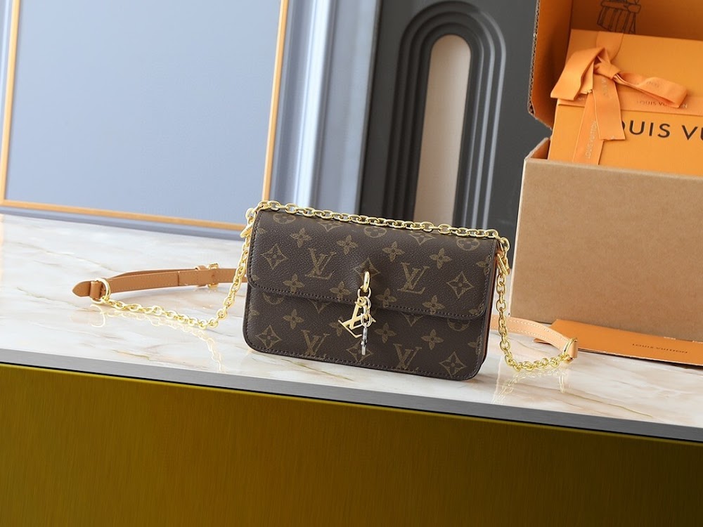 Dragons Bags ln Luxury Bag --76942