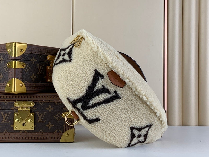 Dragons Bags ln Luxury Bag --68699