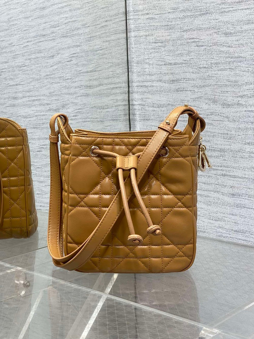 new-luxury-designer-bags-nm16656