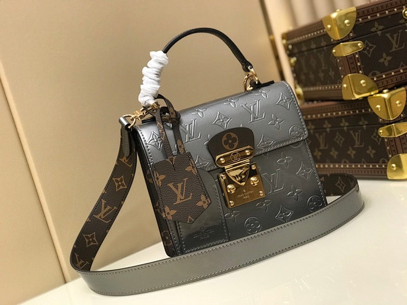 Dragons Bags ln Luxury Bag --66352