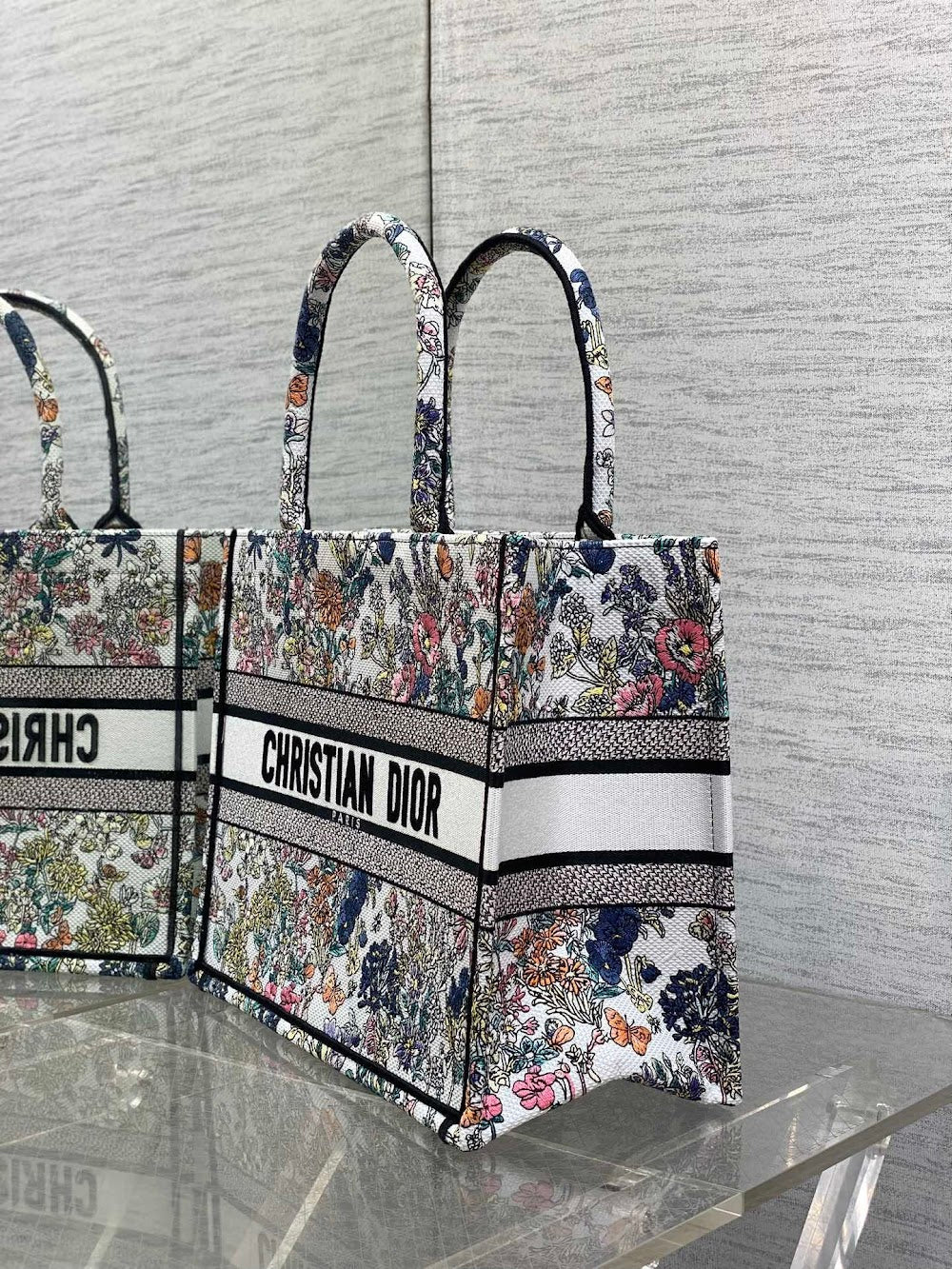 new-designer-premium-bags-nm16738
