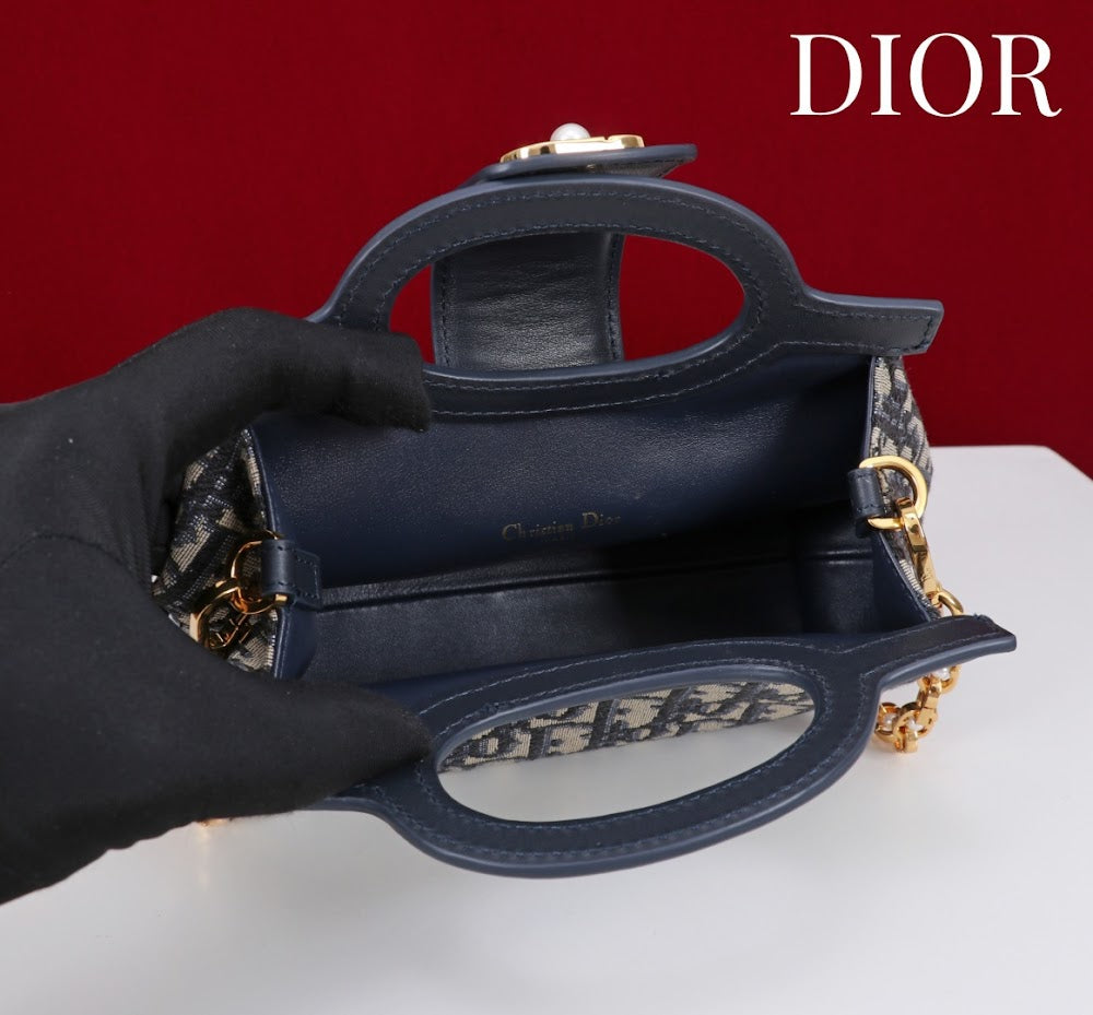 Dragons BagsDiorn Luxury Bag --114560