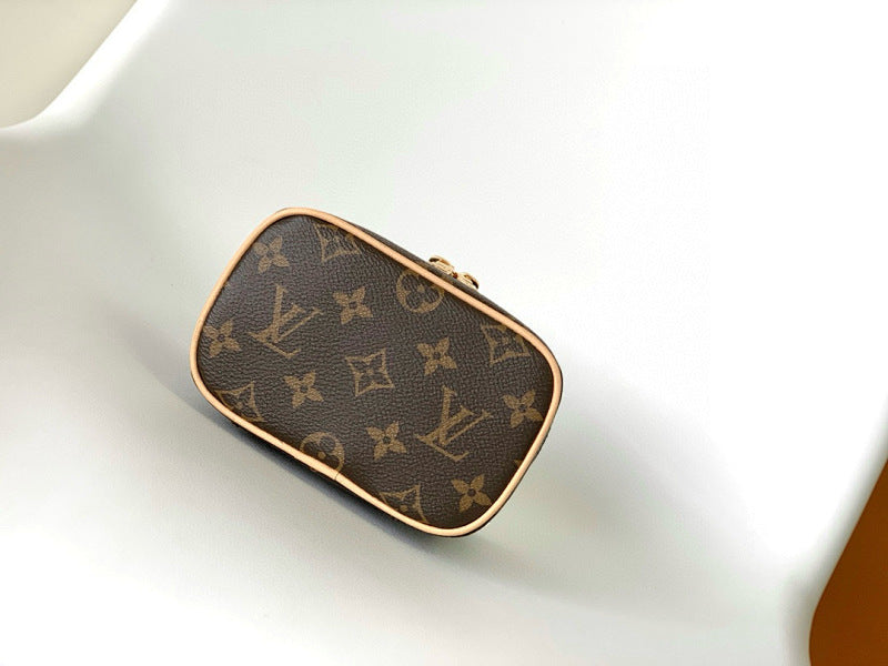 Dragons Bags ln Luxury Bag --81642