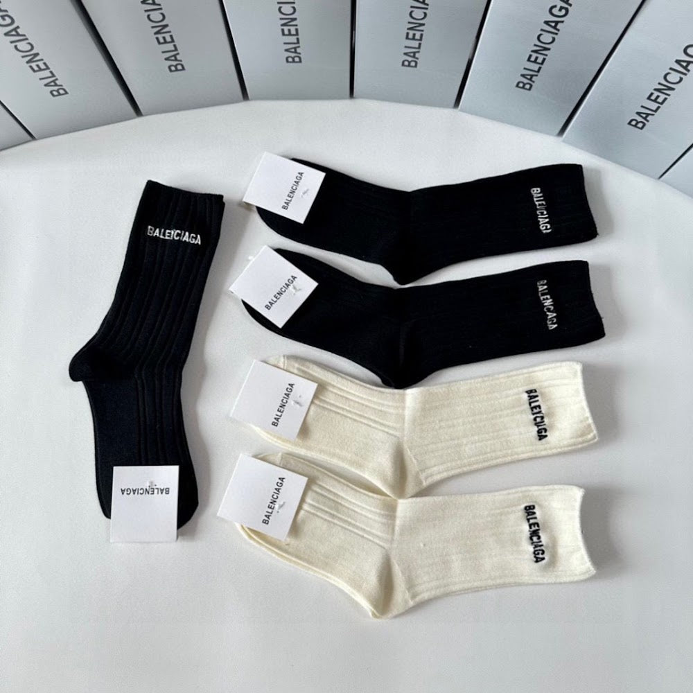 Dragons Bags Premium Luxury Socks --98019