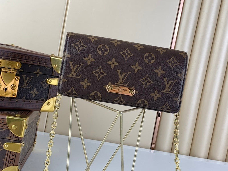 Dragons Bags ln Luxury Bag --68470