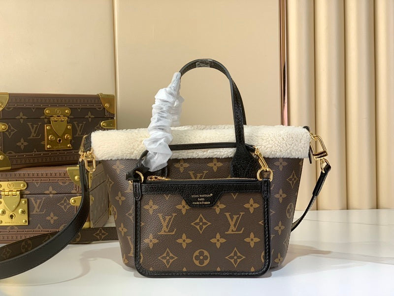 Dragons Bags ln Luxury Bag --69882