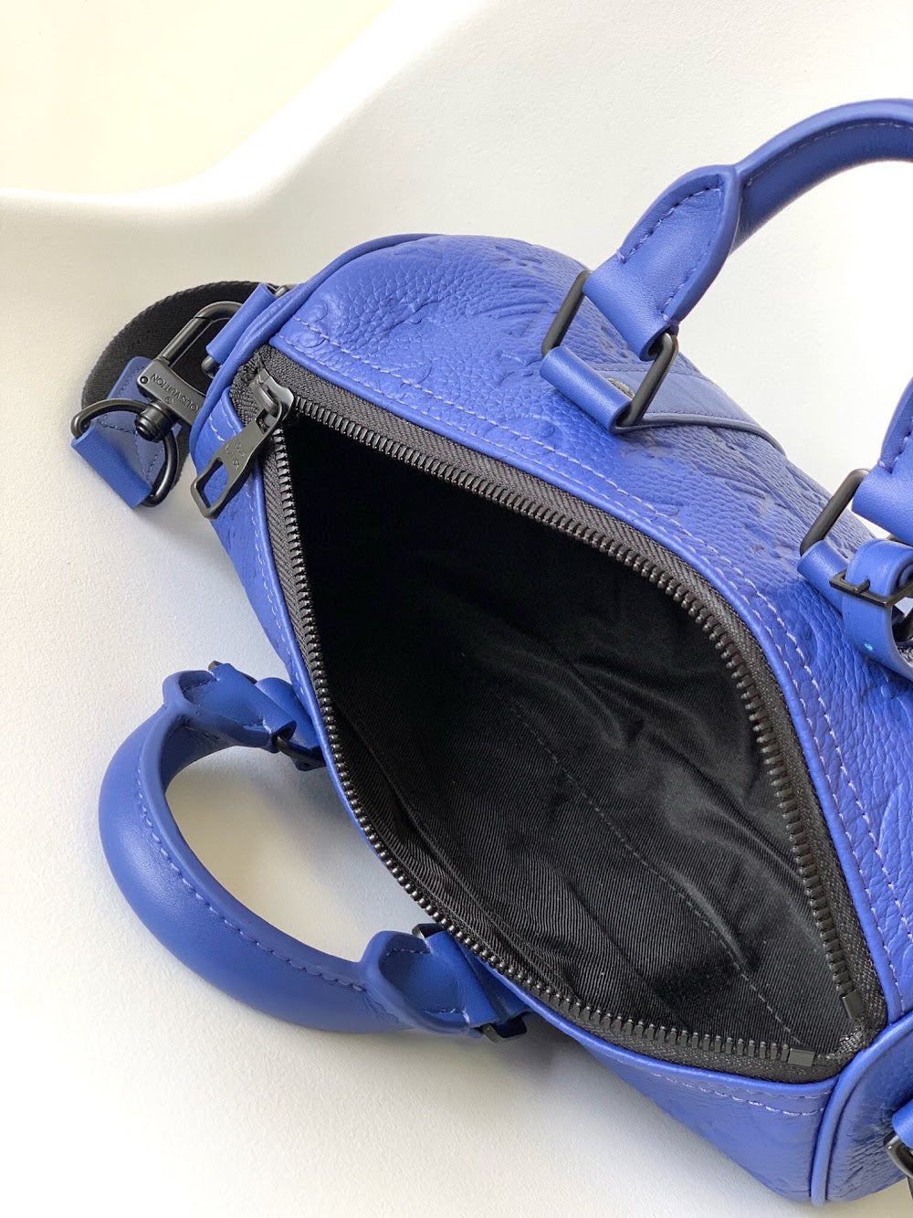 Dragons Bags ln Luxury Bag --71336