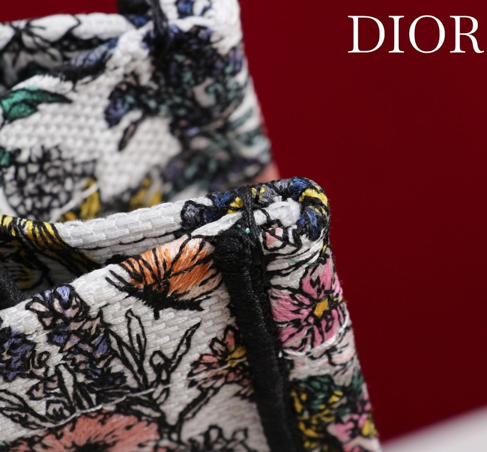 Dragons BagsDiorn Luxury Bag --116170
