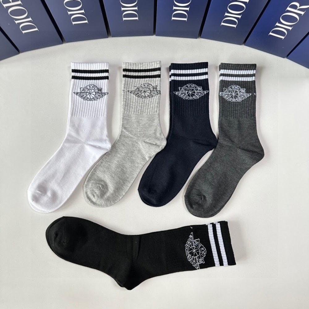 Dragons Bags Premium Luxury Socks --98007