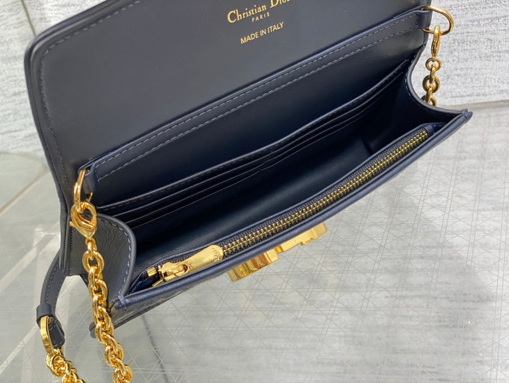 new-luxury-designer-bags-nm16134