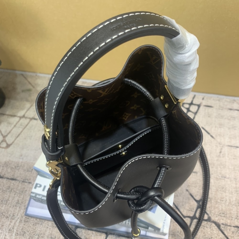 Dragons Bags ln Luxury Bag --59213