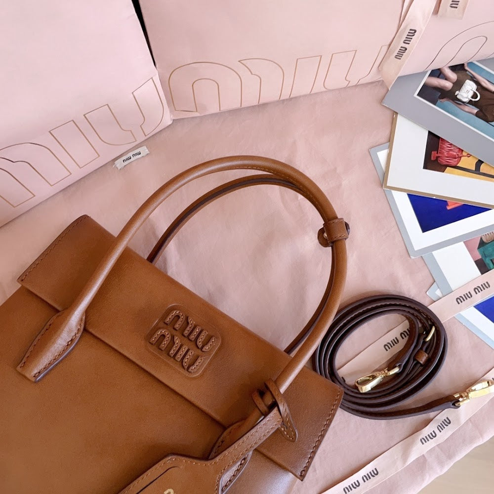 Dragons Bags Miun Miun Luxury Bag --122527
