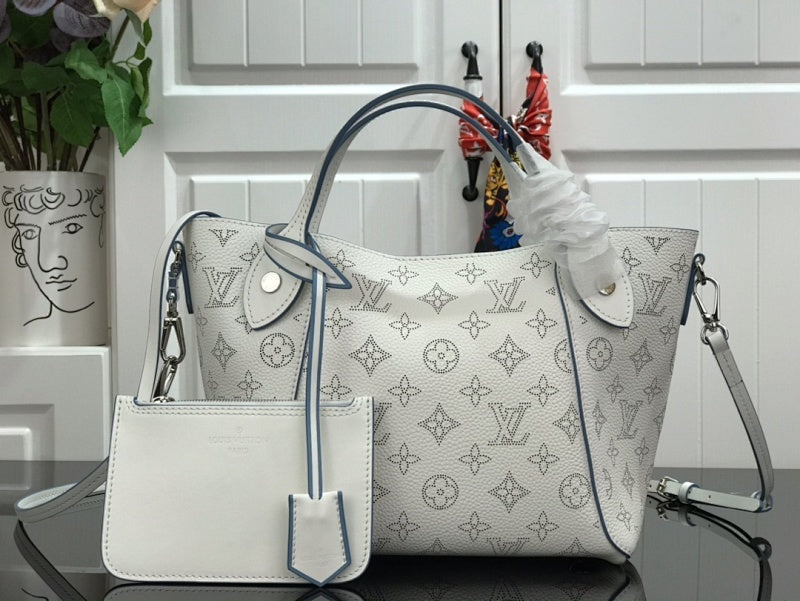 Dragons Bags ln Luxury Bag --65987