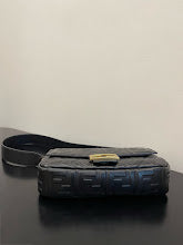 new-designer-premium-bags-nm7735