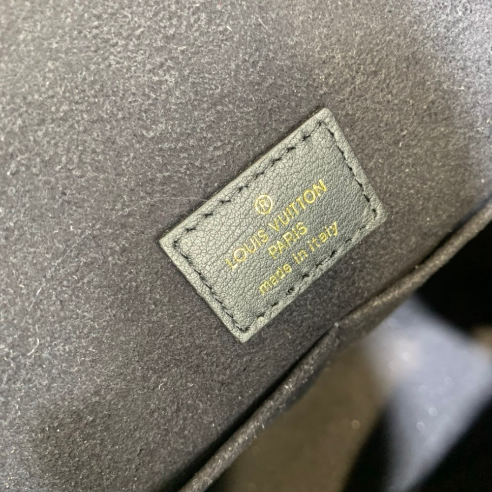 Dragons Bags ln Luxury Bag --59198