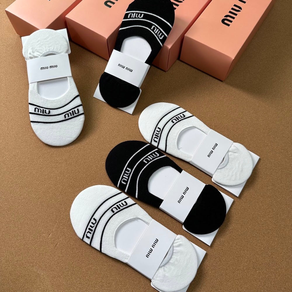 Dragons Bags Premium Luxury Socks --98361