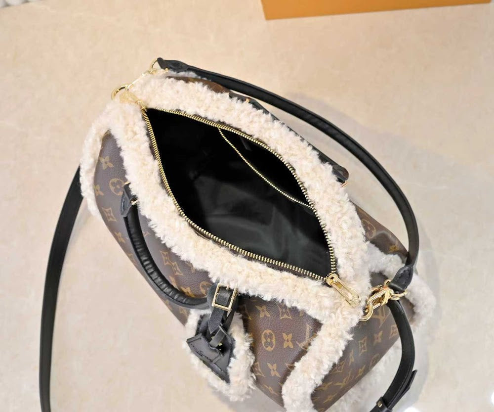 Dragons Bags ln Luxury Bag --77534