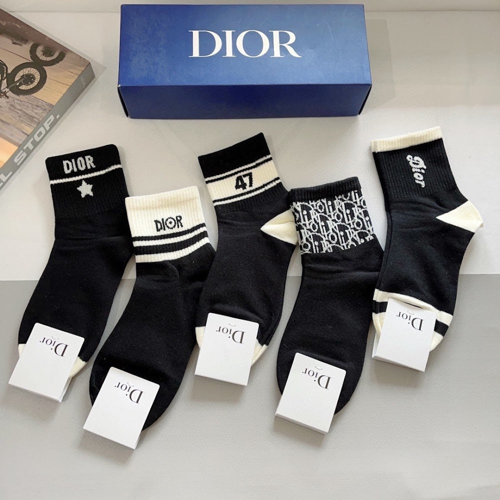 Dragons Bags Premium Luxury Socks --97649