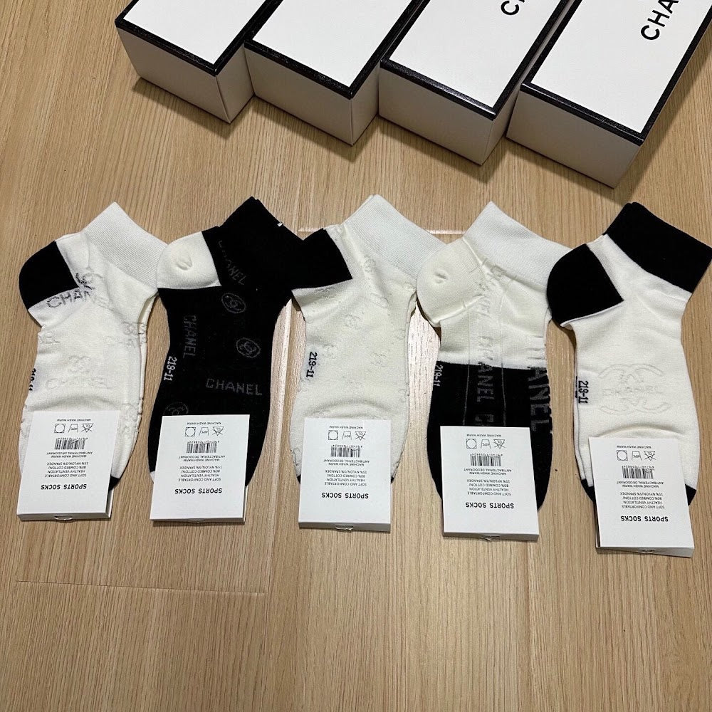 Dragons Bags Premium Luxury Socks --98271