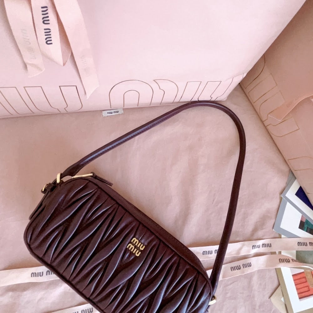 Dragons Bags Miun Miun Luxury Bag --122635