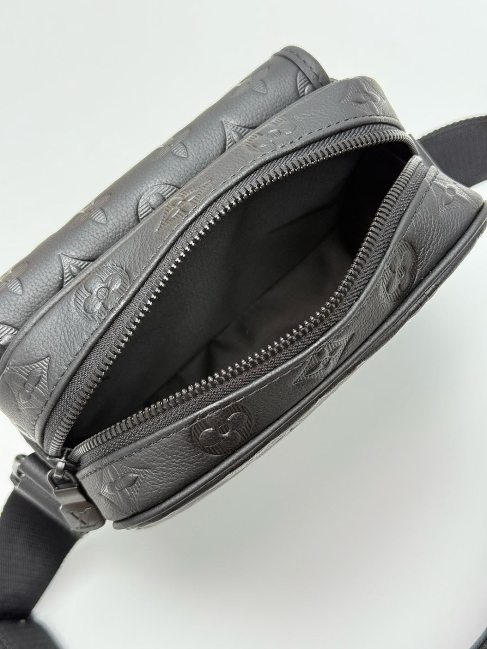 Dragons Bags ln Luxury Bag --71504