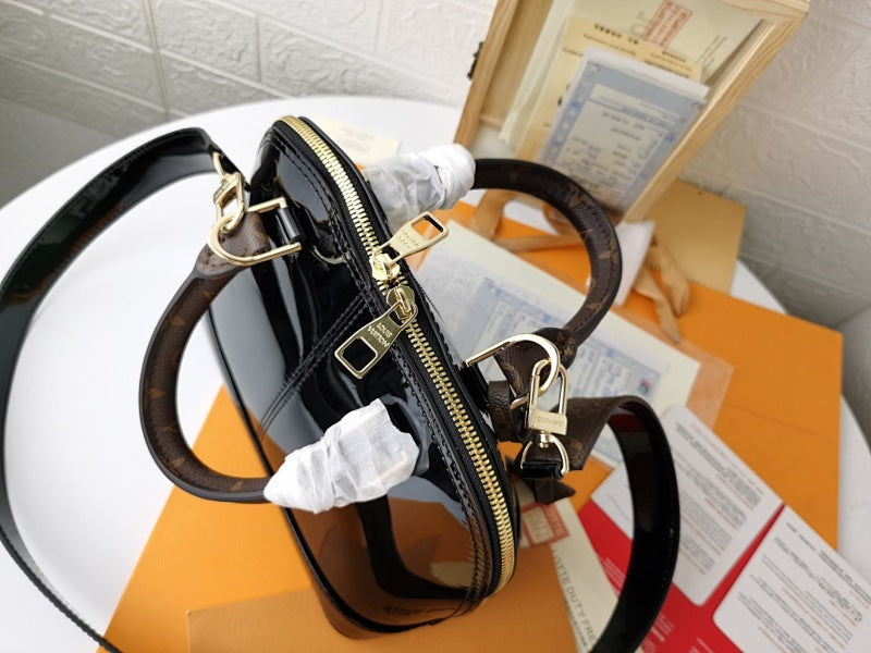 Dragons Bags ln Luxury Bag --78103