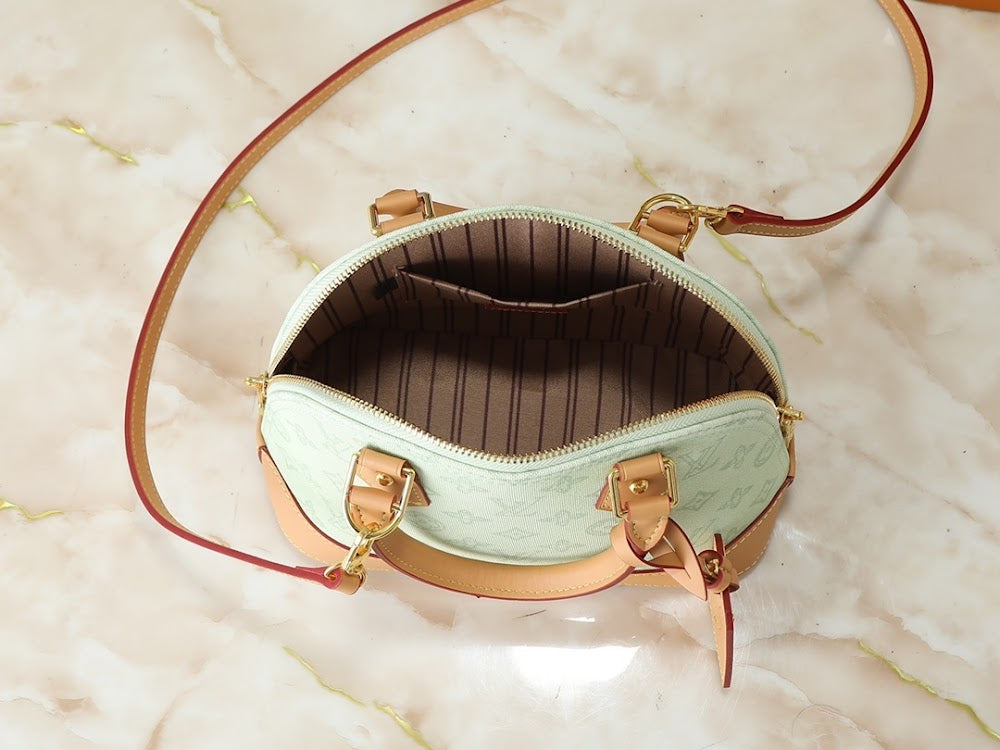 Dragons Bags ln Luxury Bag --77793