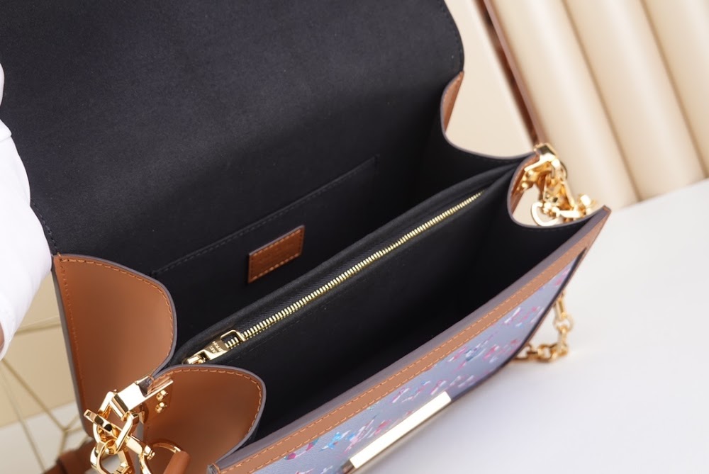 Dragons Bags ln Luxury Bag --61259