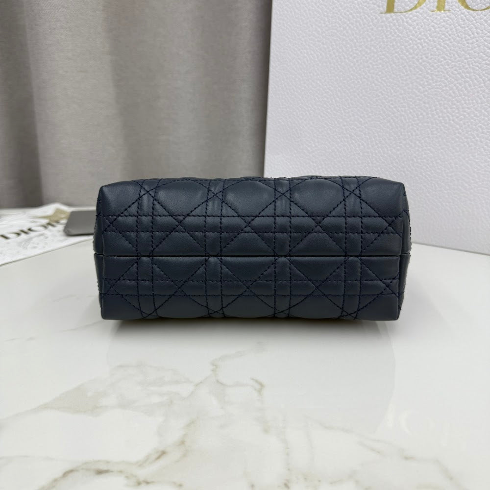 Dragons BagsDiorn Luxury Bag --116101