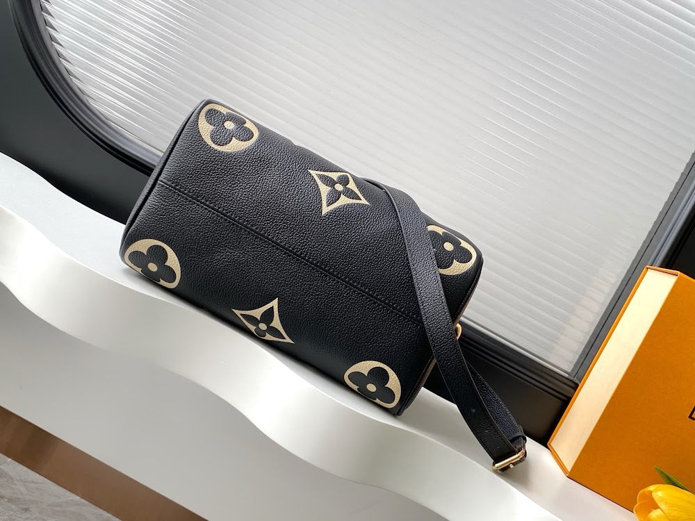 Dragons Bags ln Luxury Bag --81800