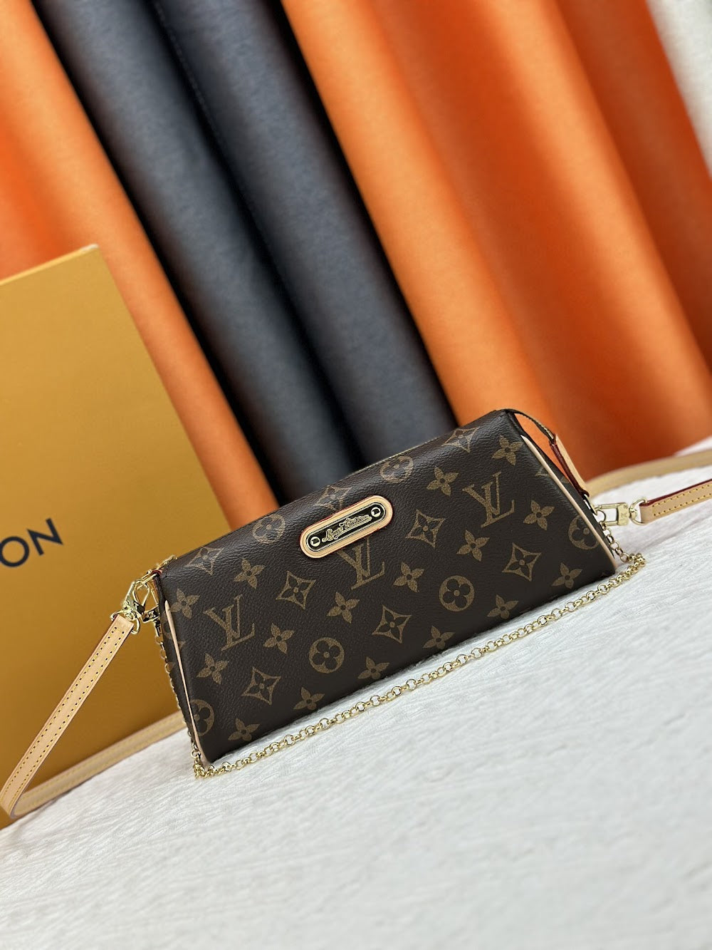 Dragons Bags ln Luxury Bag --76318