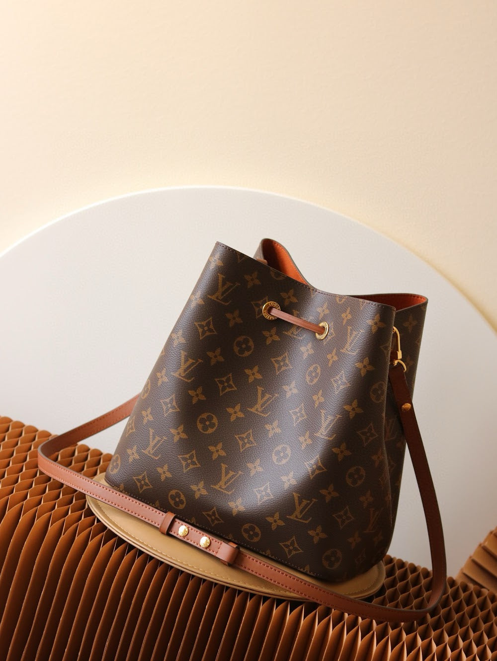 Dragons Bags ln Luxury Bag --81616