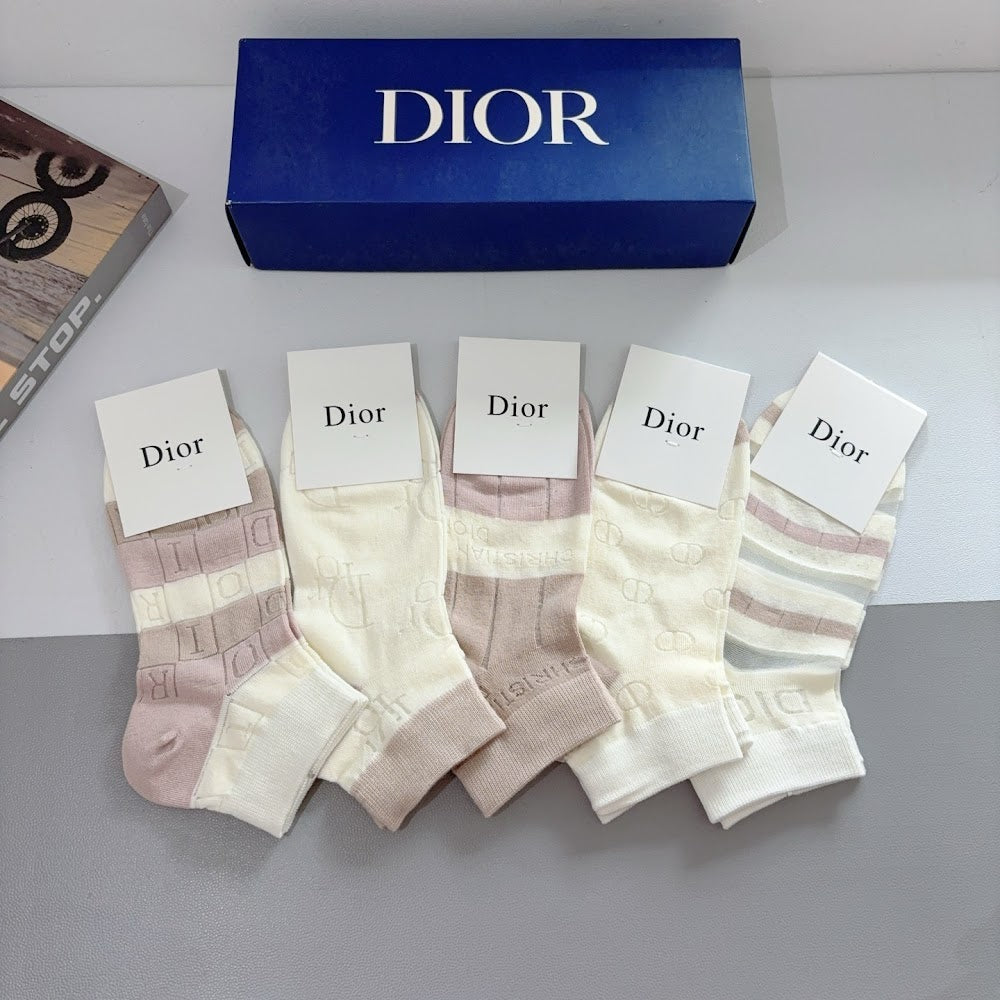 Dragons Bags Premium Luxury Socks --98152