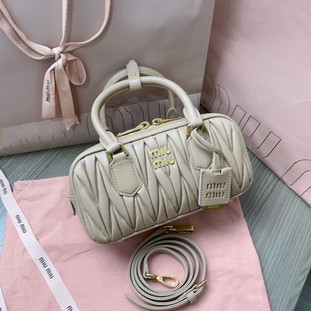 Dragons Bags Miun Miun Luxury Bag --122472