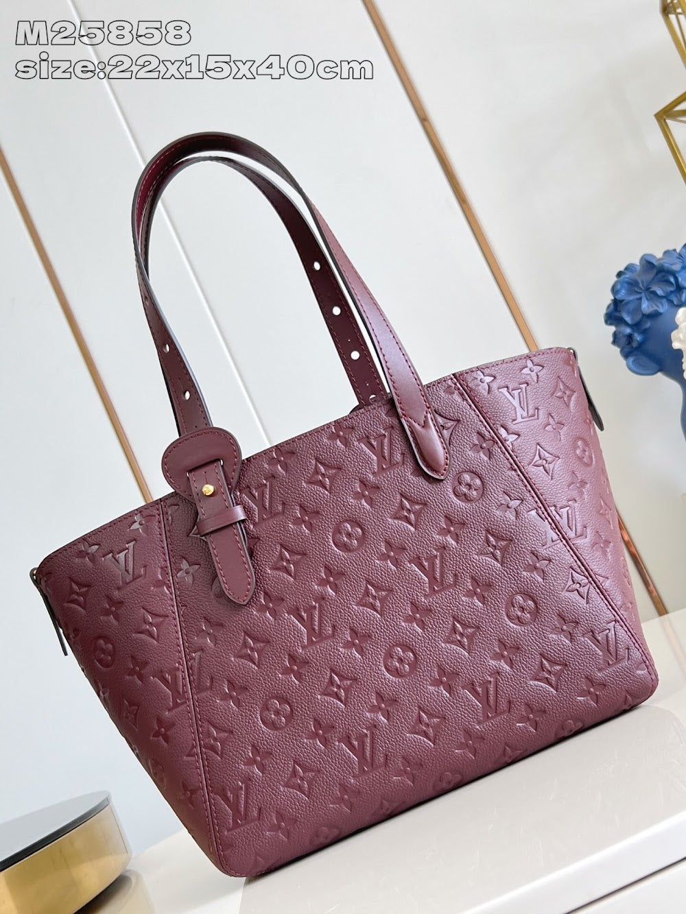 Dragons Bags ln Luxury Bag --96858