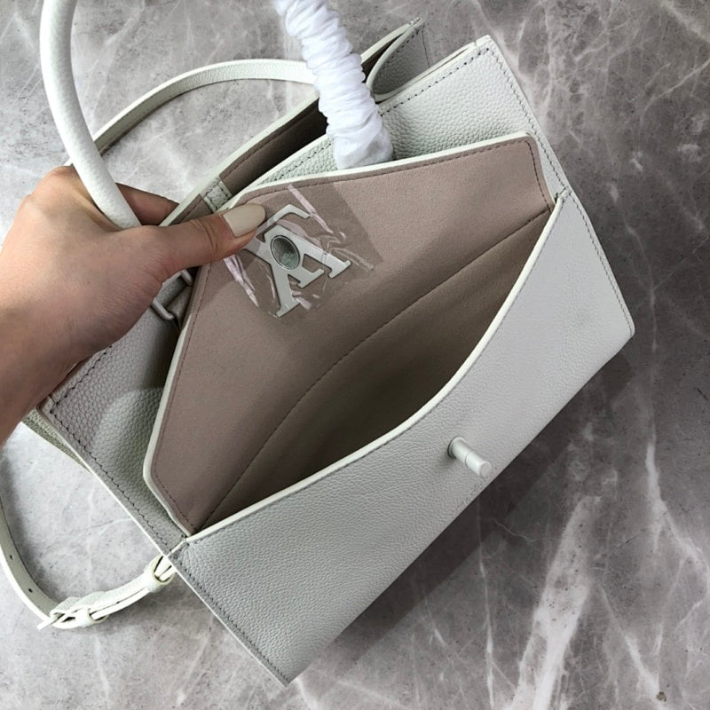 Dragons Bags ln Luxury Bag --56980