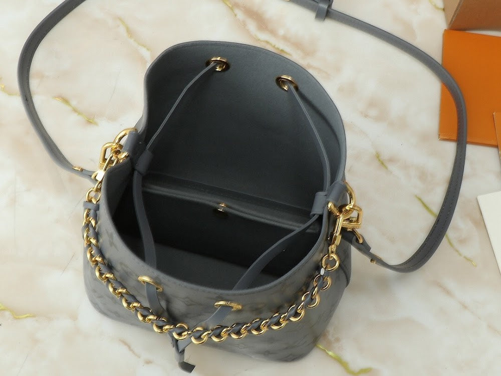 Dragons Bags ln Luxury Bag --76311