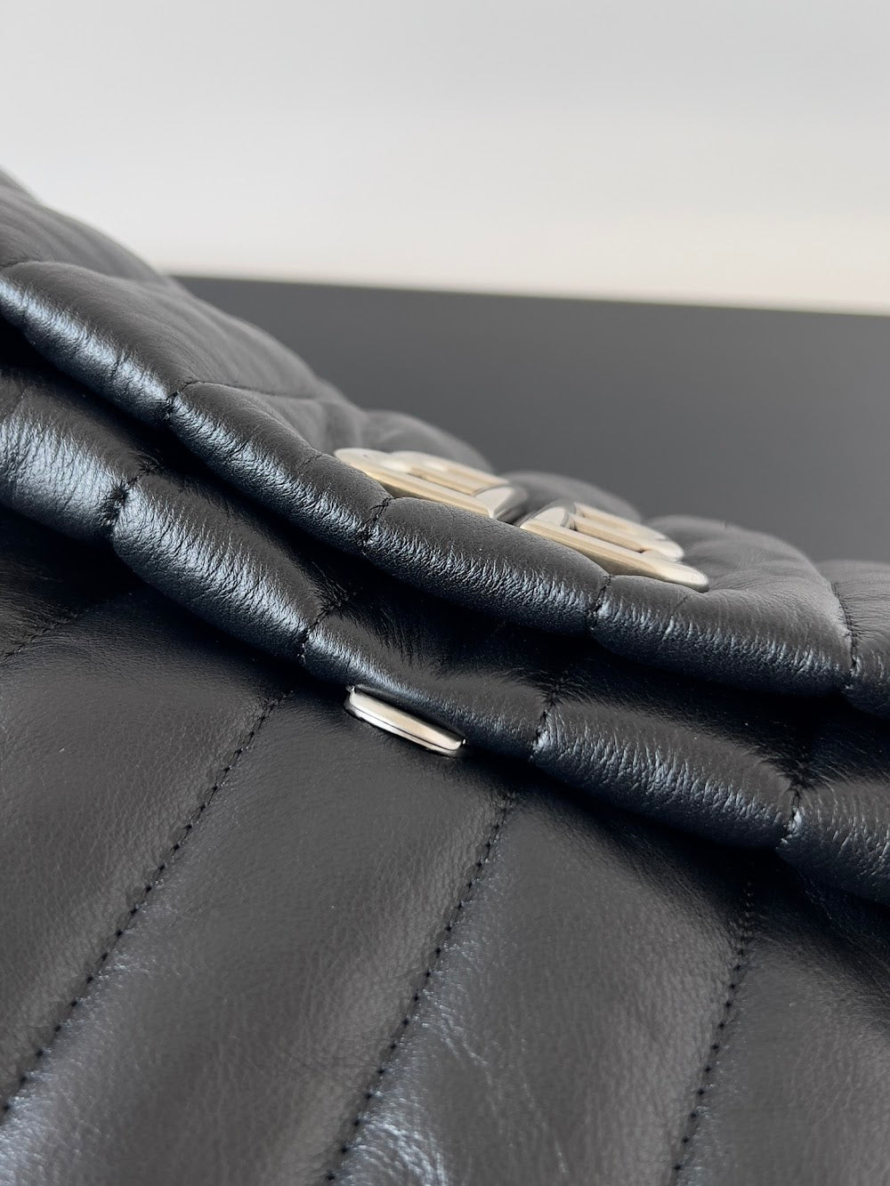Dragons Bags Balenciaga Luxury Bag --111273